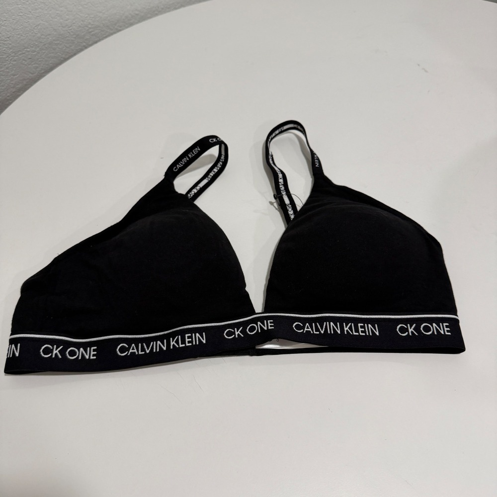 Calvin Klein CK One Black Triangle Bralette QF5730-001 Large NWT
